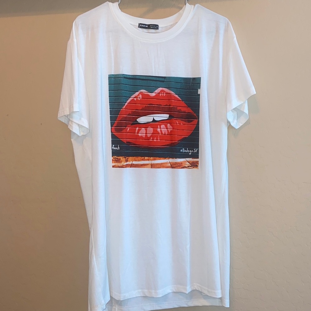 Oversized tee shirt !